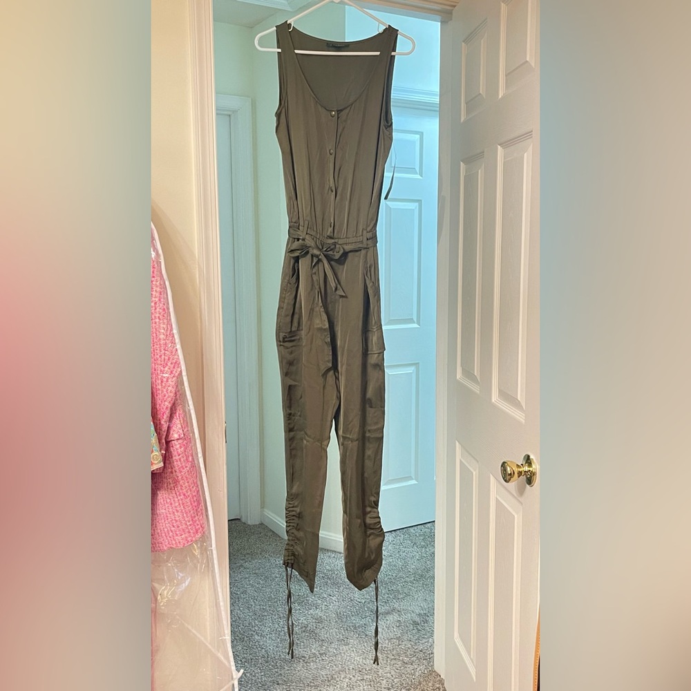 NWT Ralph Lauren Elegant Olive Sleeveless Jumpsuit with zipper pockets